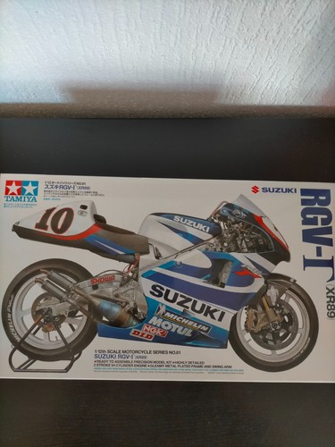 Maquette moto 12tamiya rgv - maquette,