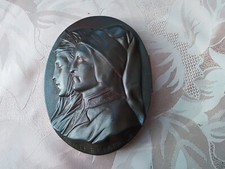 MEDAILLON EN BAS RELIEF,  DANTE ET BEATRICE, ETAIN PATINE COULEUR BRONZE