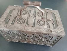 Petit coffre à bijoux