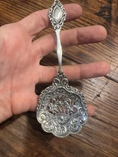 Cuillère a Saupoudrer Argent