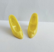 Barbie Yellow Pumps Set #4680 - 1991