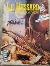 REVUE LE HUSSARD ARMES