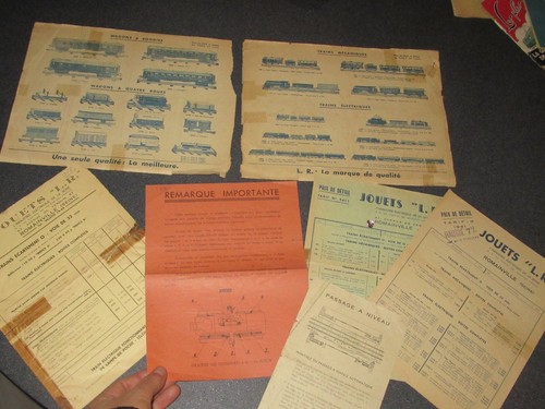 Lot documents notices - de, et