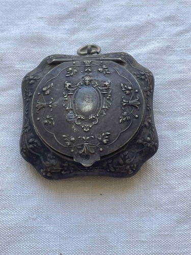Ancienne petite boite pilule - petite,