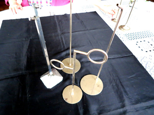 Supports vitrine anciens - de,