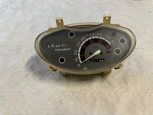 Compteur peugeot 50 - -,
