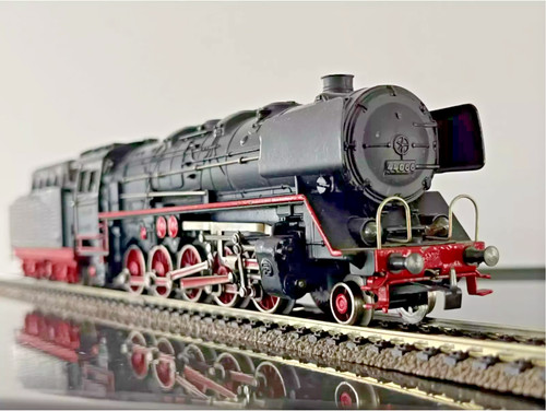 Märklin 800 baureihe 44 - -,
