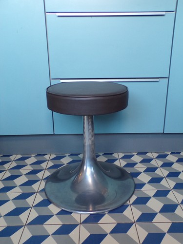 Tabouret pied tulipe - tabouret,