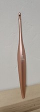 FURLS - Blush Matte Streamline Metal Crochet Hook 5.5mm (I) Rose Gold - New
