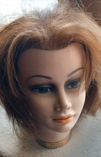 TÊTE DE MANNEQUIN POUR APPRENTI COIFFEUR OU DÉCO OU PORTE CHAPEAU