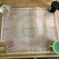 (#811) VTG Tupperware PASTRY MAT Pie Ring Tart Crust Roll Dough Baking Sheet