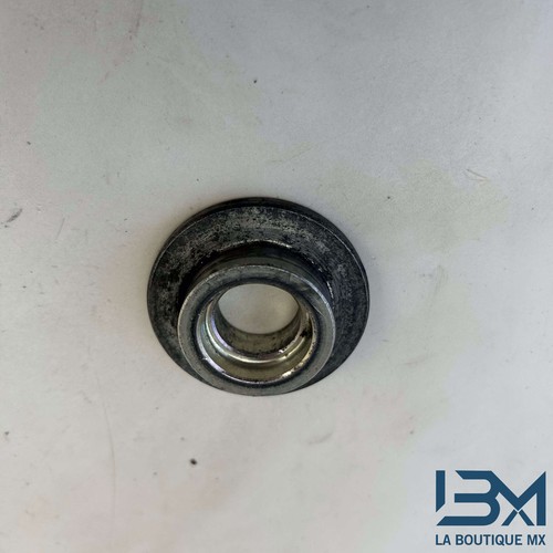 Entretoise porte couronne - , 600