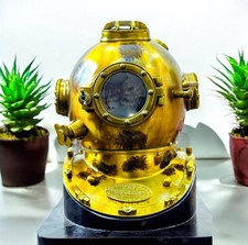 Golden US Navy Diving Helmet: Maritime Decor Collectible