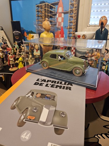 Grande voiture tintin - kuifje, 1