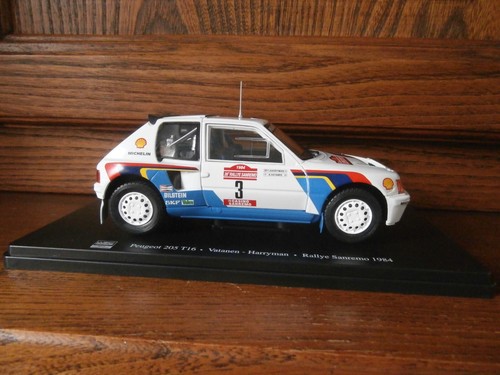 Wrc rallye peugeot 205 - 1/24,