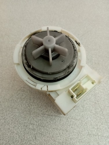 Kebs 111 052 pompe - pompe, vidange