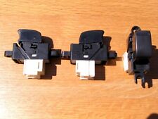 Nissan Alméra Tino,bouton