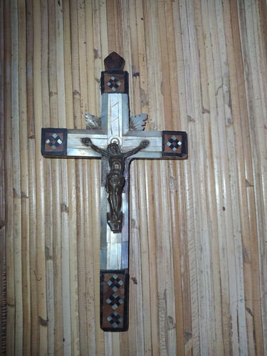 Crucifix ancien marqueterie - crucifix,