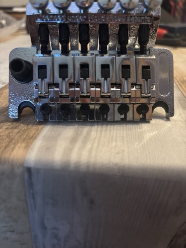Vibrato floyd rose - vibrato,