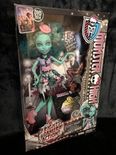 Monster High Frights, Camera, Action! Honey Swamp Doll 2013 Mattel Poupée New