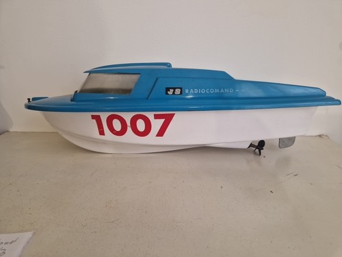 Bateau vedette radiocomand - ,