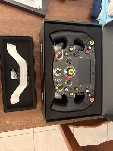 Thrustmaster ferrari sf1000 - thrustmaster,