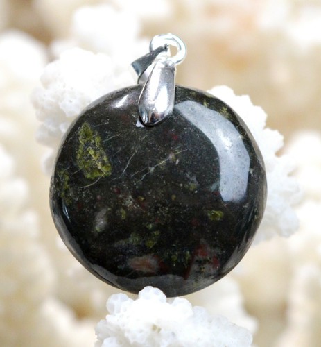 Rubis schiste carats - rubis,
