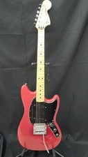 Guitare électrique FENDER USA MUSTANG