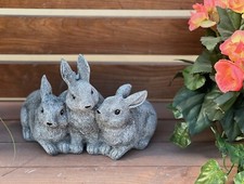 Sculpture en Pierre 3 Lapins