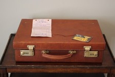 Vintage 1981 Tan Leather P-Type Attache Lederer Paris Briefcase