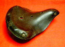 ancienne Petite selle en cuir