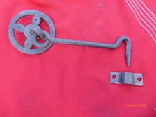 crochet ancien en fer forgé