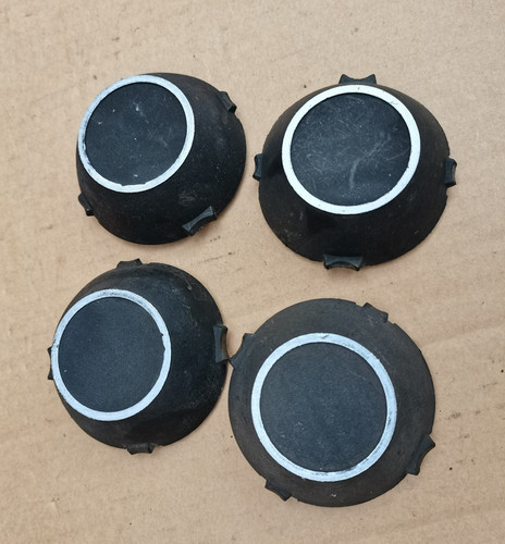 Caches moyeux renault - 4, x