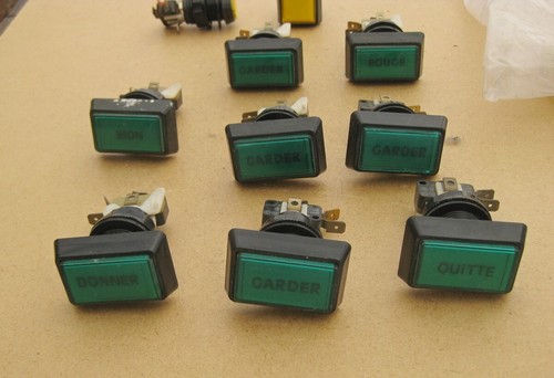 Boutons carrés switch - boutons, +