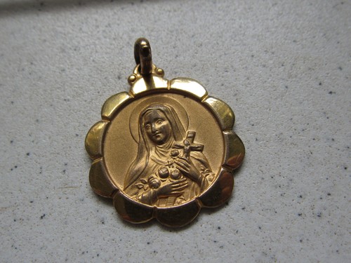 Ancienne medaille religieuse - religieuse,