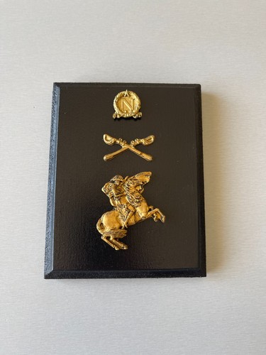 Cadre avec couronne sabres - couronne,,