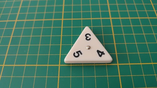 Pièce triangulaire 3 - triangulaire, 4