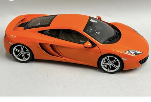 Autoart signature scale - signature,