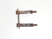 vis d echappement de moteur