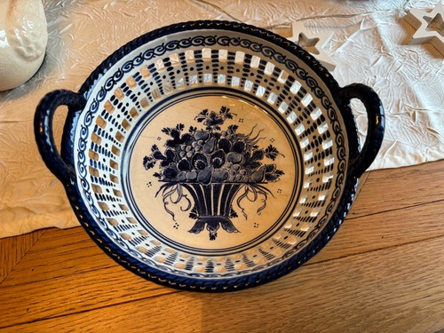 Panier ajouré décor - , bouquet