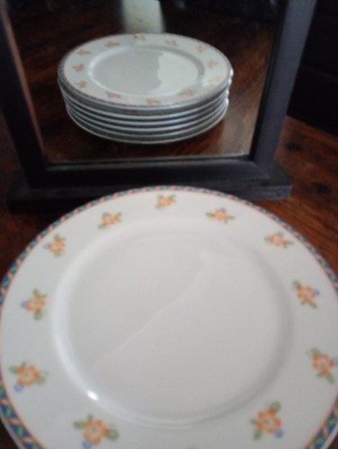 Assiettes porcelaine - 6,