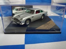 ASTON-MARTIN DB5 1963 Silver
