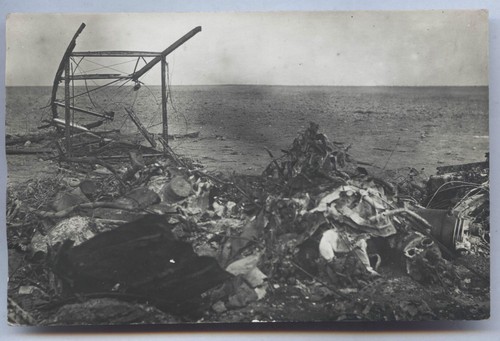 Photo ancienne guerre avion - guerre,