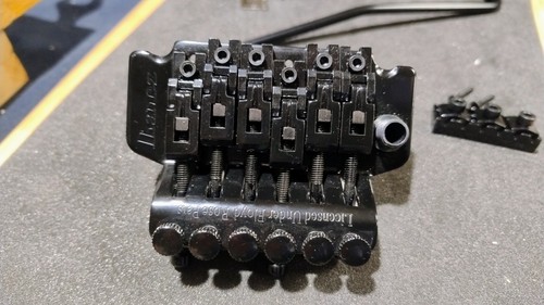 Floyd rose ibanez - floyd,
