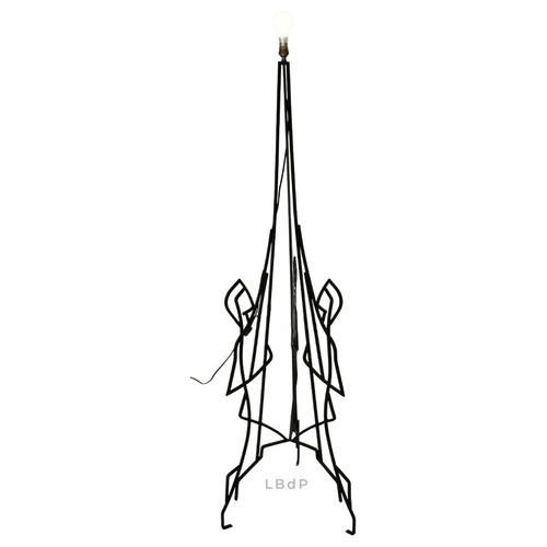 Lampadaire brutaliste