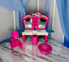 Barbie Vintage Beauty Salon Playset 1993 Hair Washing Drying Table Perms Mattel