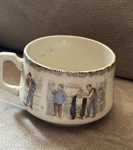 Ancienne tasse terre fer - terre, de