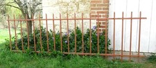 GRILLE ANCIENNE, anciennes grilles en métal en 2 parties, 2,42 m & 1,70 m,jardin