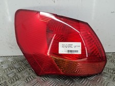 Feu arriere principal gauche