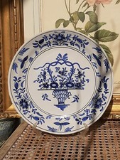 Assiette Delft signée AK 